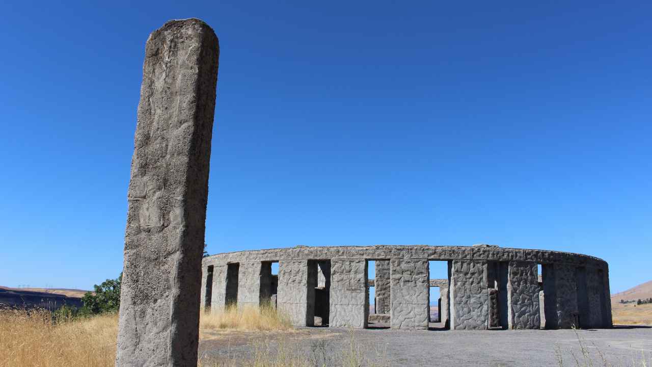 Maryhill Stonehenge 